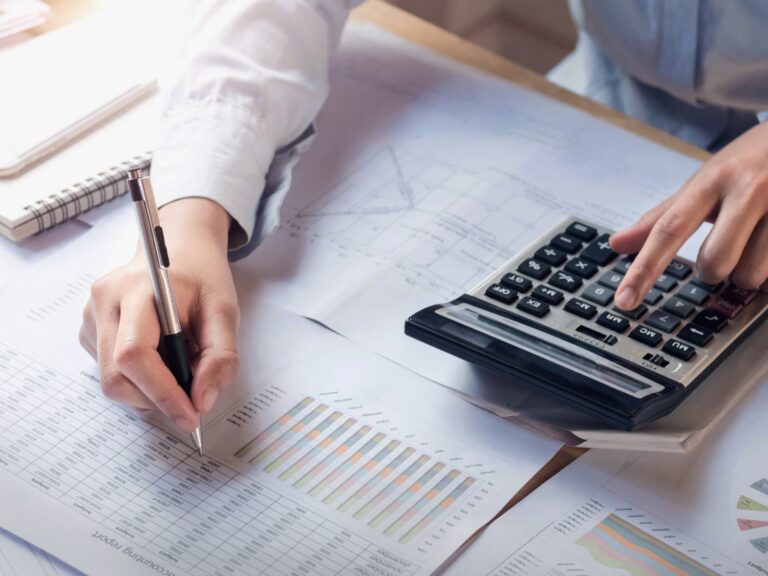 asesoría en Beniparrell - calculadora