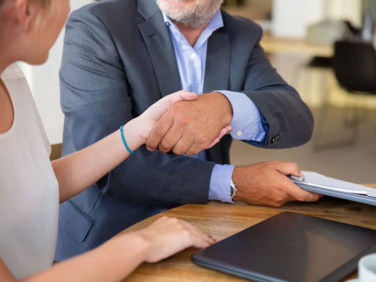 asesoria laboral en catarroja - cliente joven