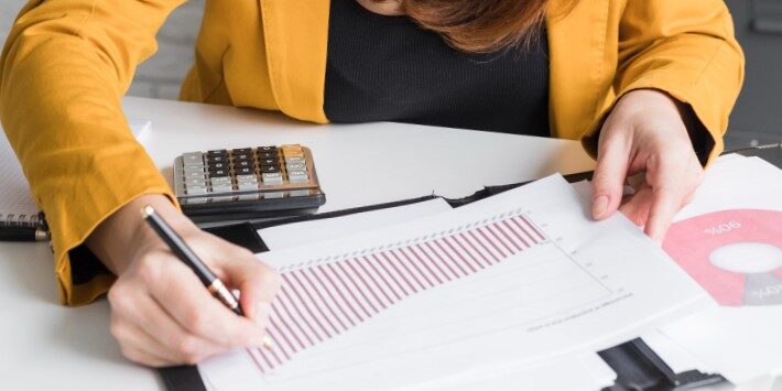 Gestoría para declaraciones trimestrales en Alfafar - Amarillo